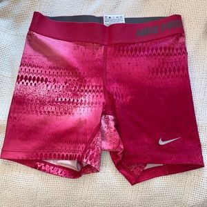 Girls aztec print pink Nike pro shorts